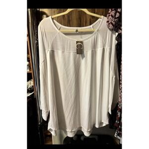 CC Active White Long Sleeve Top Athleisure Casual Comfort